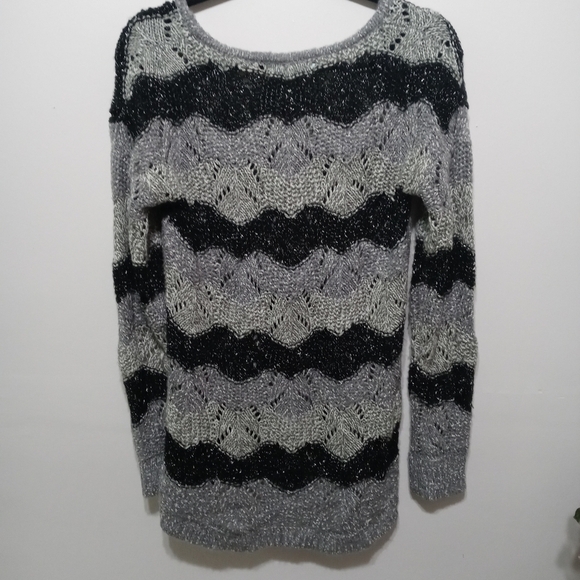 Maurices Open Stitch Black and Gray Sweater Size Medium - Picture 7 of 13